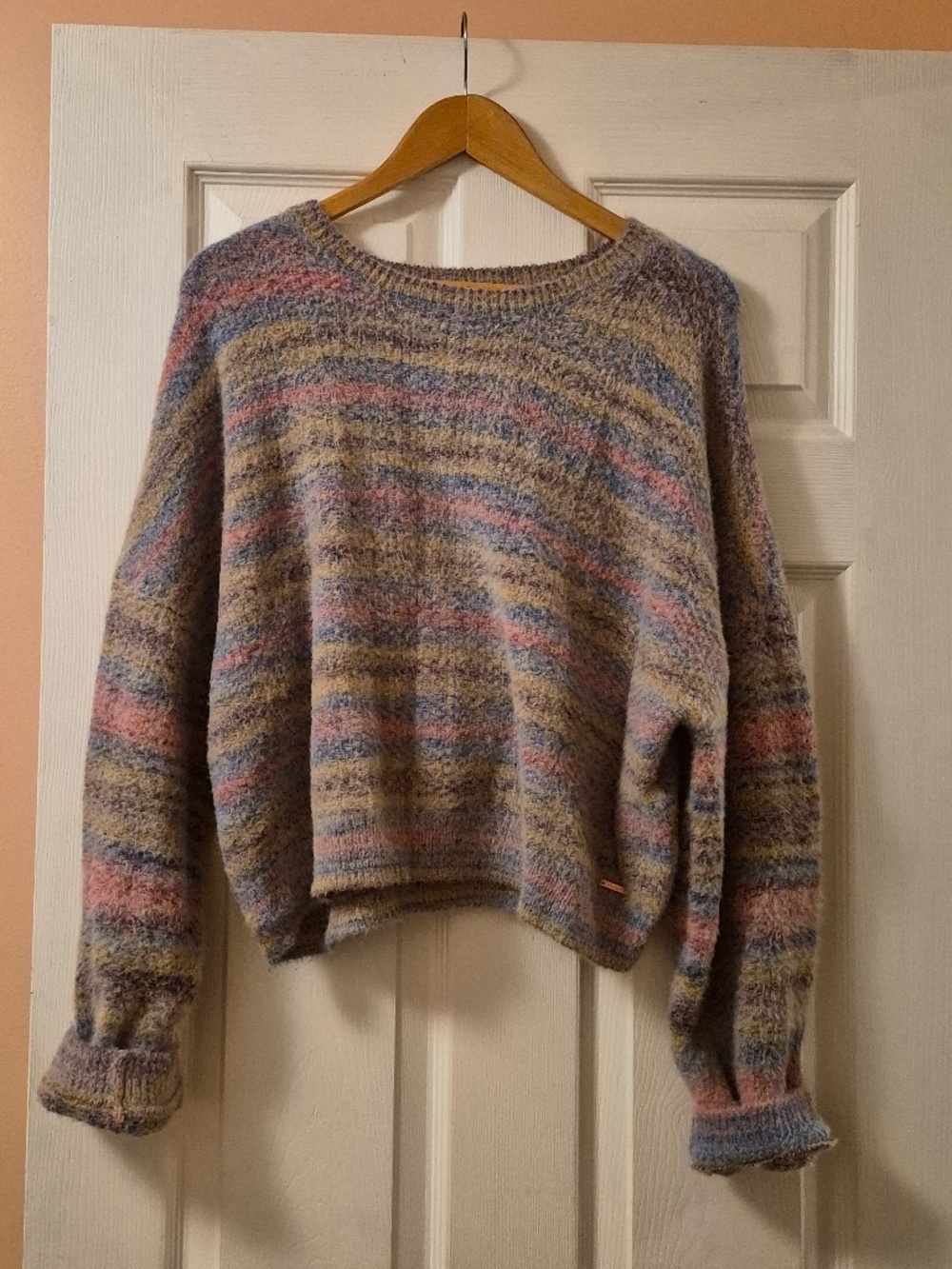 Fuzzy cropped oversized sweater